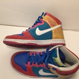 Nike Womens Dunk High 6.0 Sneakers